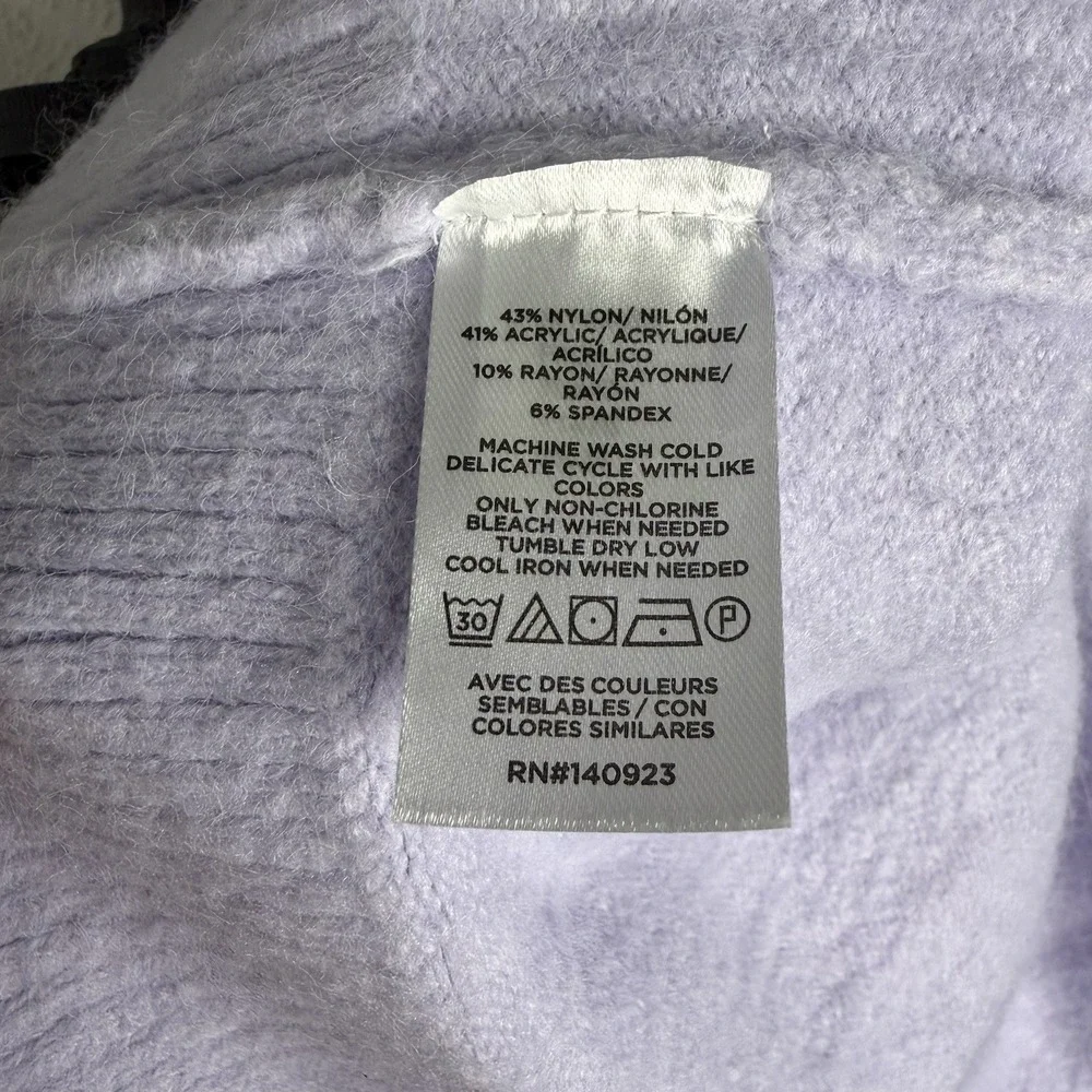 Women's Lilac/Light Purple Soft Loft Sweater Fall/Winter Classic Size Small